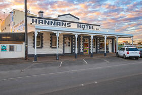 Hannans Hotel Motel Kalgoorlie.jpg